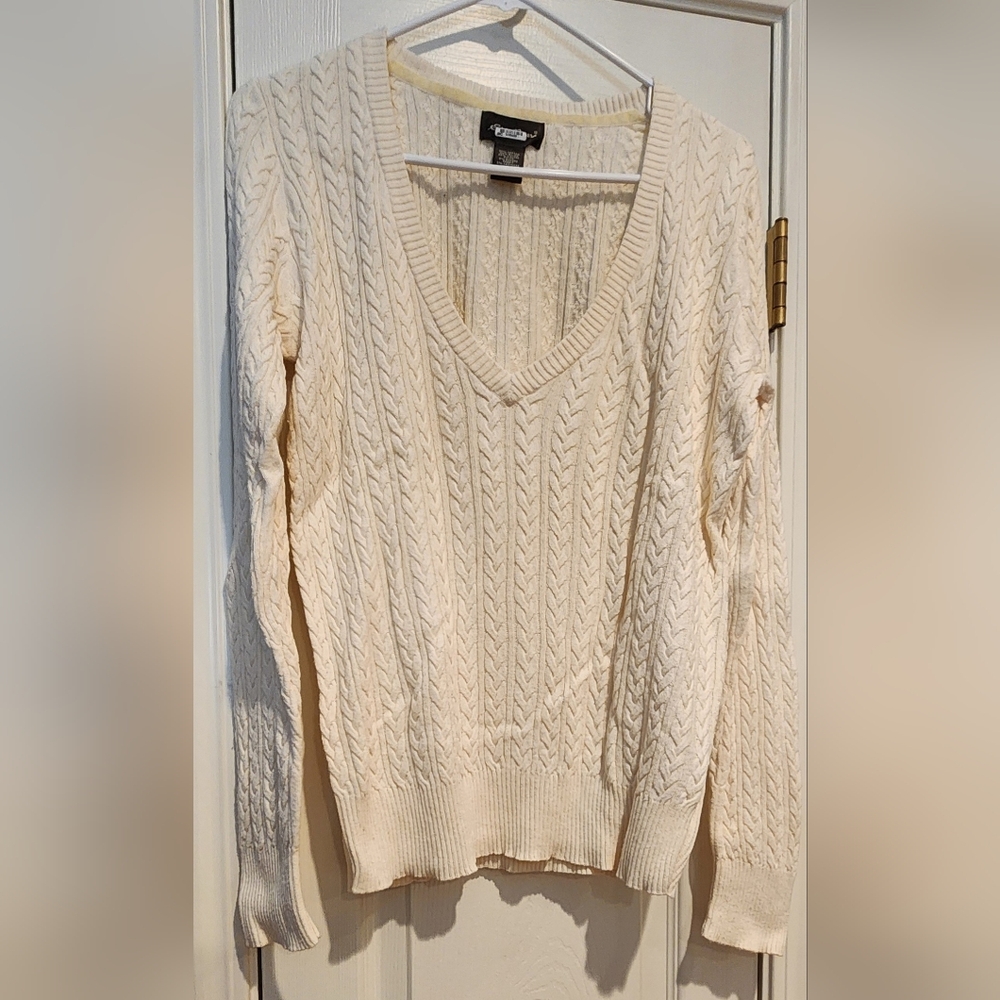Eddie Bauer large off white cable knit sweater
